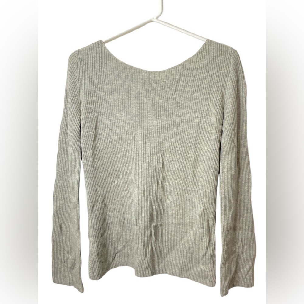 Aritiza Babaton - Kitano Sweater Ribbed Knit Twist Back Minimalist Sweater - Picture 6 of 12
